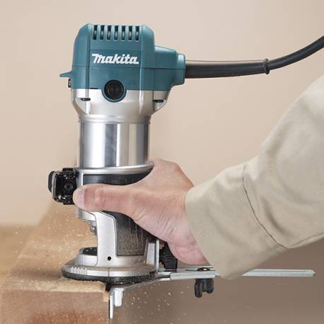 Fresadora multifunción 710W 8mm  Varias bases