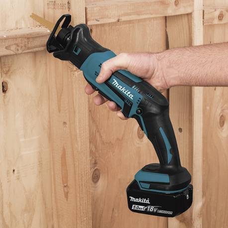 Sierra sable 18V LXT Una mano