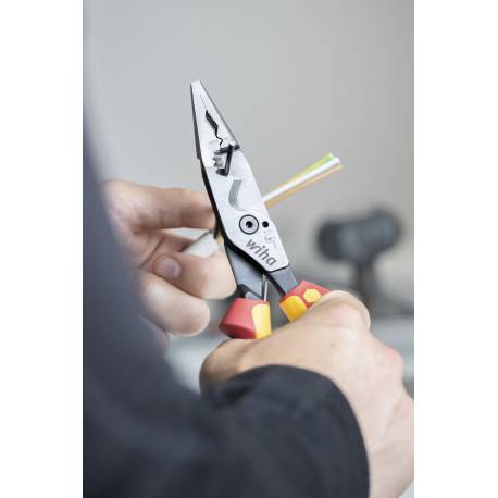 Alicate multifunción 8 en 1