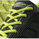 Zapato de seguridad negro y verde